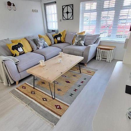 Bosun'S Cottage Luxury Stay In The Heart Of Town Weymouth Exteriör bild