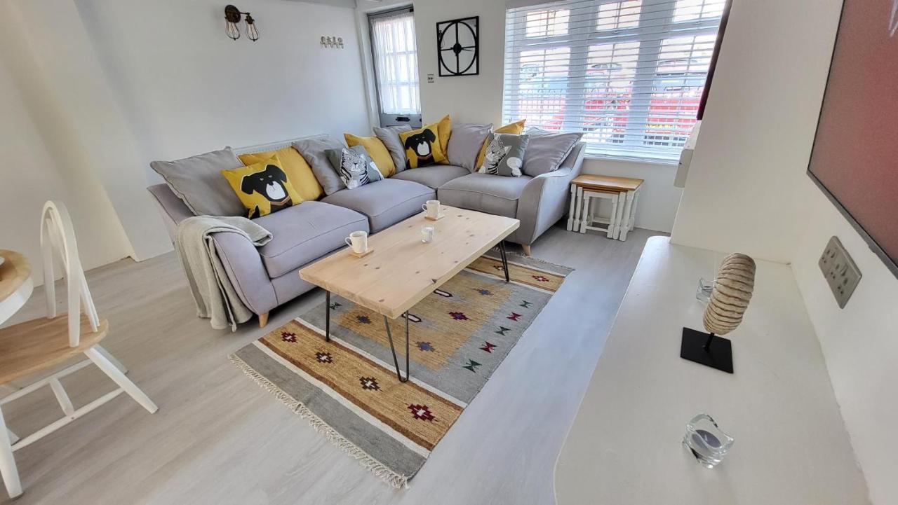Bosun'S Cottage Luxury Stay In The Heart Of Town Weymouth Exteriör bild