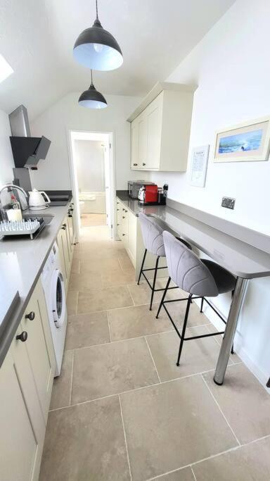 Bosun'S Cottage Luxury Stay In The Heart Of Town Weymouth Exteriör bild